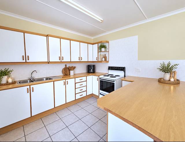 374M² OFFICE FOR SALE IN BEREA